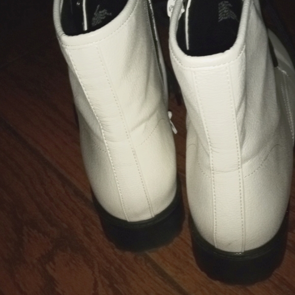 NWOT Esprit "Shelby" Combat Style Boots 11 - Picture 5 of 6